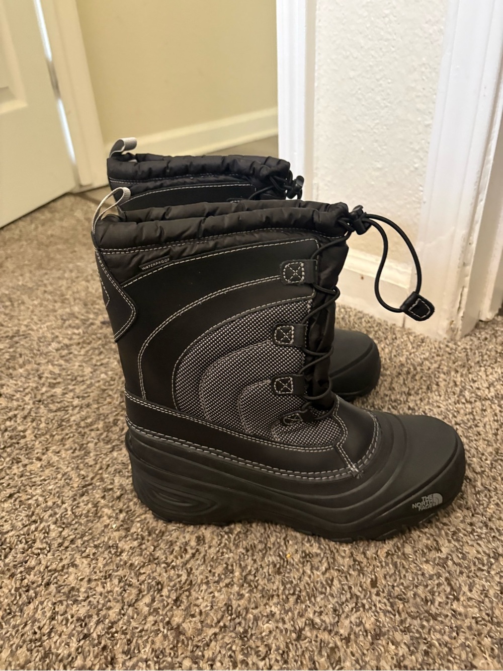 The North Face Black Winter Lace-Up Snow Boots